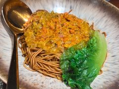 -蟹黄鱼·海派深夜面馆(巨鹿路店)