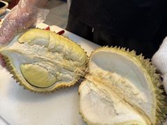 -领鲜活海鲜榴莲自助火锅(东门店)