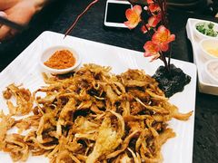 -花馬肆.云南过桥米线(汉神购物广场现场熬汤店)