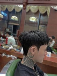 -尼特斯男士发型馆