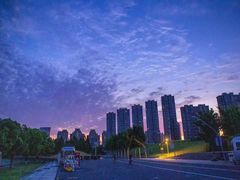 -南京眼步行桥