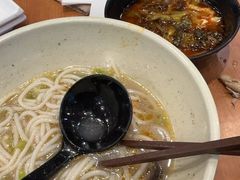 -老妈米线(港龙店)