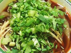 -拈签一笑黄牛肉辣卤串串