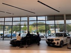 -南充通源宝马4S店(高坪店)