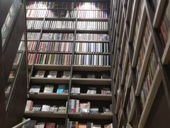 -钟书阁(群光广场店)