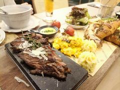 -Mark&Mars Restaurant