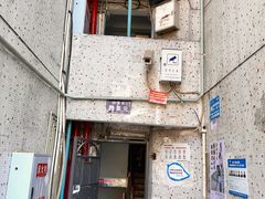 -白象居