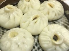 鲜肉小笼包-四宜糕团店(文峰城市广场店)