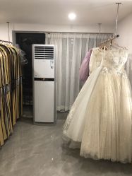 点击看大图 -定格摄影·轻奢定制写真馆