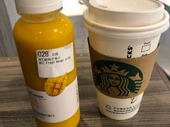 -瑞幸咖啡(东直门枢纽店)