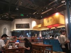 大堂-龍堂蟹黄小笼包(万家丽店)