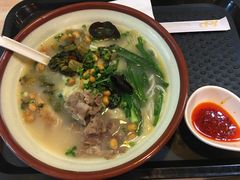 酸菜肥牛米粉-大家乐(广州宝岗店)