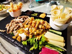 撸起袖子加油吃-伊带伊路新疆美食府(呼家楼店)