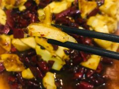 -扒虾小妹儿麻辣海鲜(宏图街店)