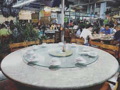 大堂-四川小胡子海鲜(丁村万人海鲜广场店)