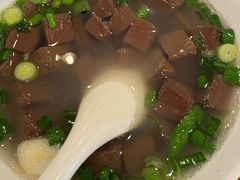 -三两春肚肺汤(崂山路店)