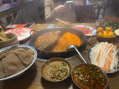 -萍姐火锅·公路夜市(武汉首店)