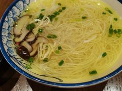 鸡汤银丝面-二孃鸡爪爪(东风路总店)