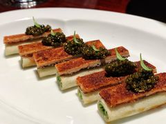 鱼子酱脆皮松板肉-解香楼(八盘岭路店)