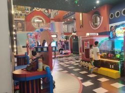 -MELAND CLUB亲子乐园·派对·餐厅(北京芳圆里ID MALL店)