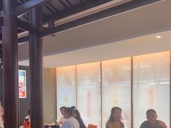 -阿瓦山寨·湘菜现炒·剁椒鱼头王(咸阳总店)