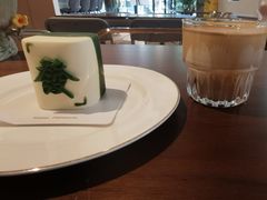 -Fridi Patisserie Cafe