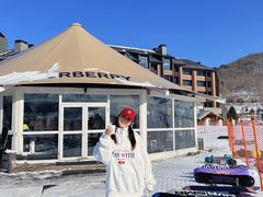-中旅松花湖滑雪场