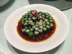 -八府香鸭·啫啫煲(华山路店)