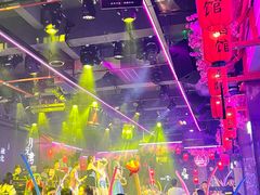 -喜鹊音乐酒馆(西街店)