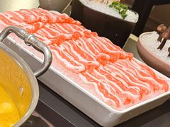 -鲜入唯煮·港式海鲜牛肉火锅(金宝街店)
