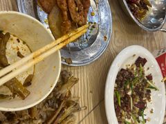 -江城燕子大排档(江汉路步行街店)