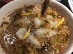 -桂二老坛酸菜鱼(三街两巷店)
