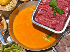-王奋斗贵州酸汤牛肉火锅