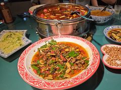 -牟记江湖重庆地标特色菜鱼蛋海鲜羊蝎子(巴南区黑金冠十多年好店)