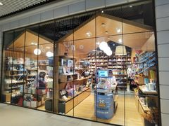 -百新书局(尚悦湾店)