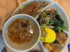 -素满香·全民食养自助(长宁龙之梦店)