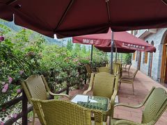 -楠柏弯休闲山庄(梨花溪店)