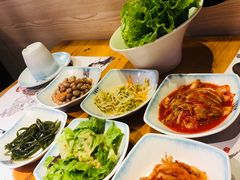 -唯成•韩国炭火烤肉 유성고기