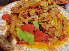 -柴窝堡22号辣子鸡·传承新疆菜