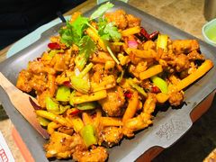 炭火干锅牛蛙-炭舍干锅·烤鱼(扬名广场店)