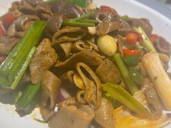 干锅牛肠-金家老三饭庄(常营店)
