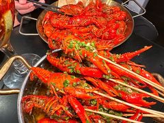 -何师烧烤Pro ·江湖川菜·小龙虾·精酿啤酒(太古里旗舰店)