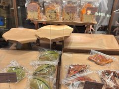 -RUXU入续糖水铺与包(卓悦中心店)