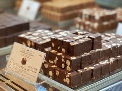 -VENCHI 闻绮(北京国贸商城店)