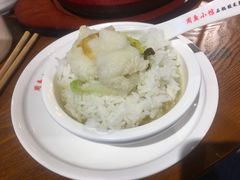 米饭-周鱼小馆石锅酸菜鱼(活力汇店)