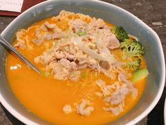 黄汁酸汤浸肥牛-港丽餐厅(高德置地店)