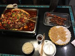 -鸣记脆皮烤鱼·海鲜烤鱼(三八广场店)