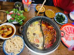 -萍姐火锅·公路夜市(武汉首店)