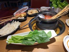 -尚品小土屋涮毛肚(李沧万达店)