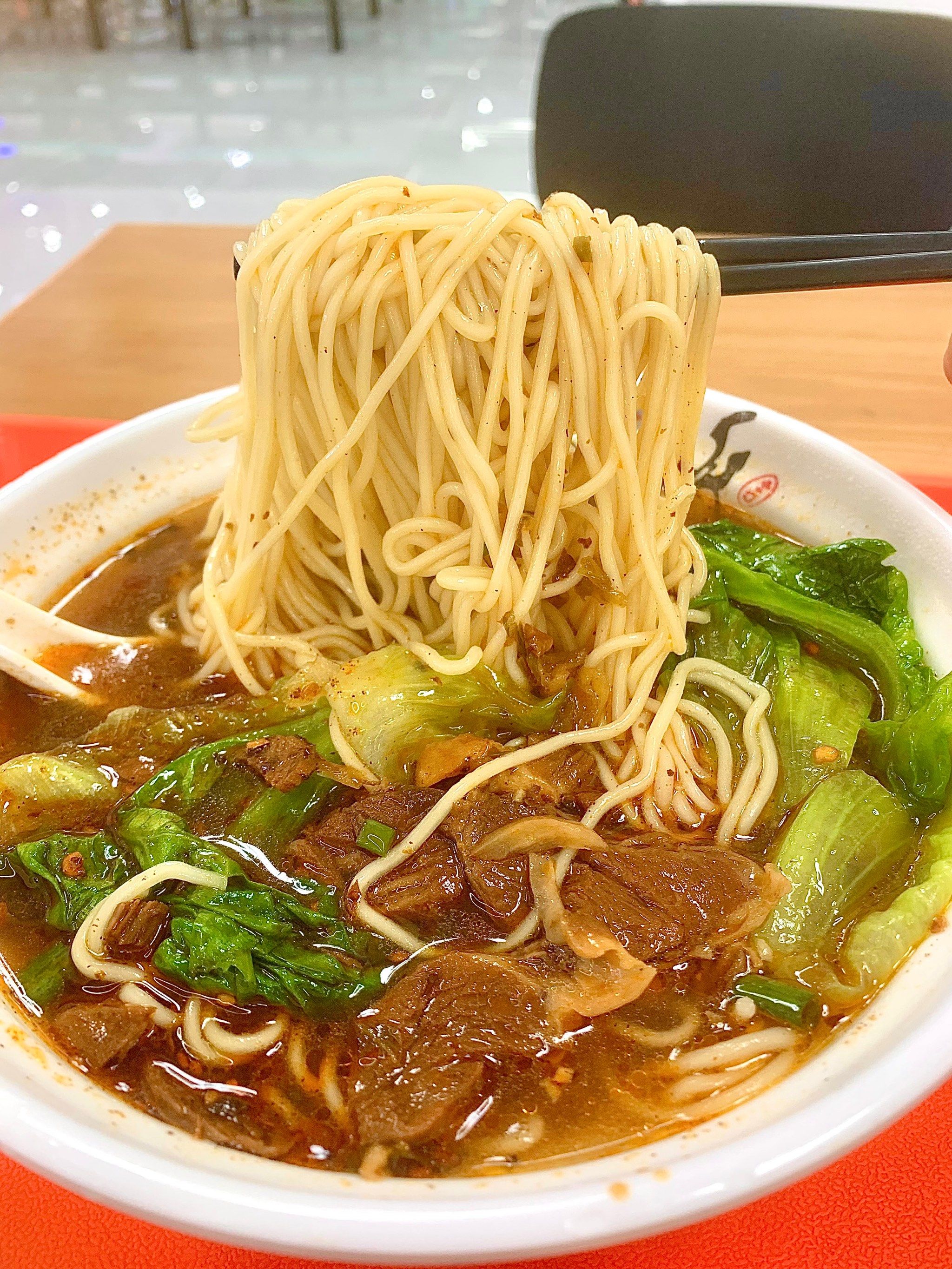 n牛腩面13大洋实惠死我

·强推一定要加一大勺辣椒🌶️色